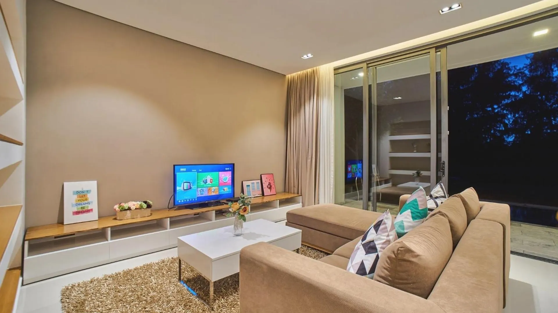 Clean & Quiet Villa - The Point Resort Da Nang 0*,