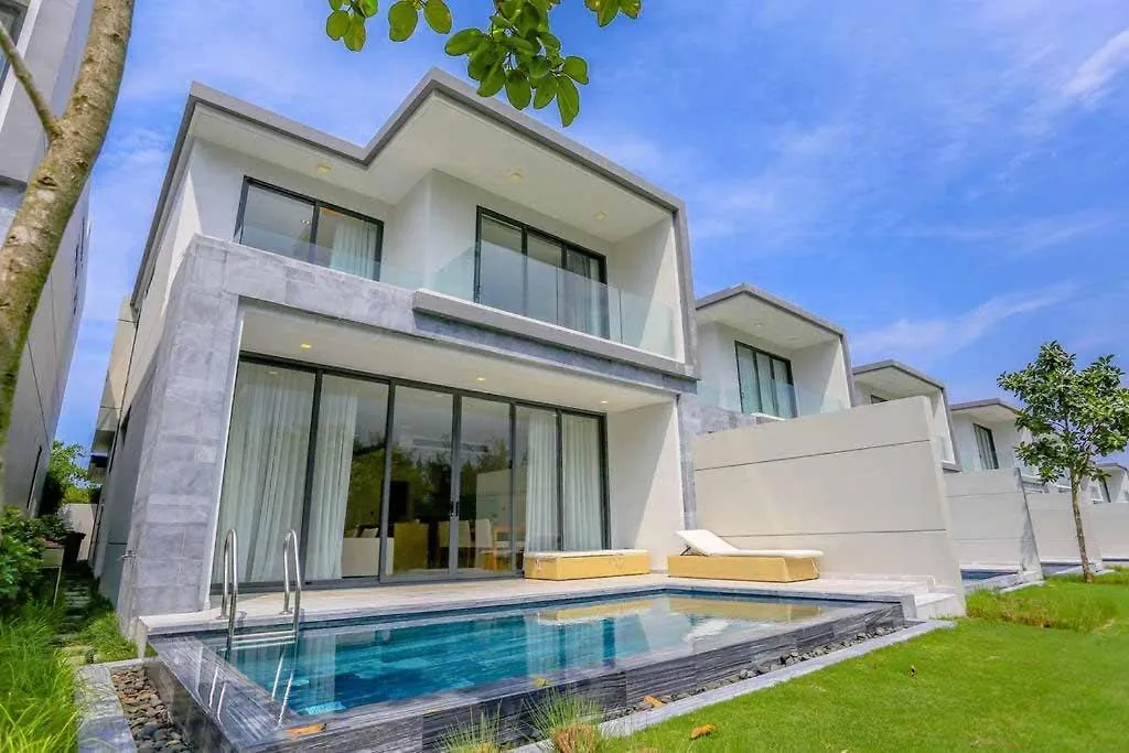 Clean & Quiet Villa - The Point Resort Da Nang