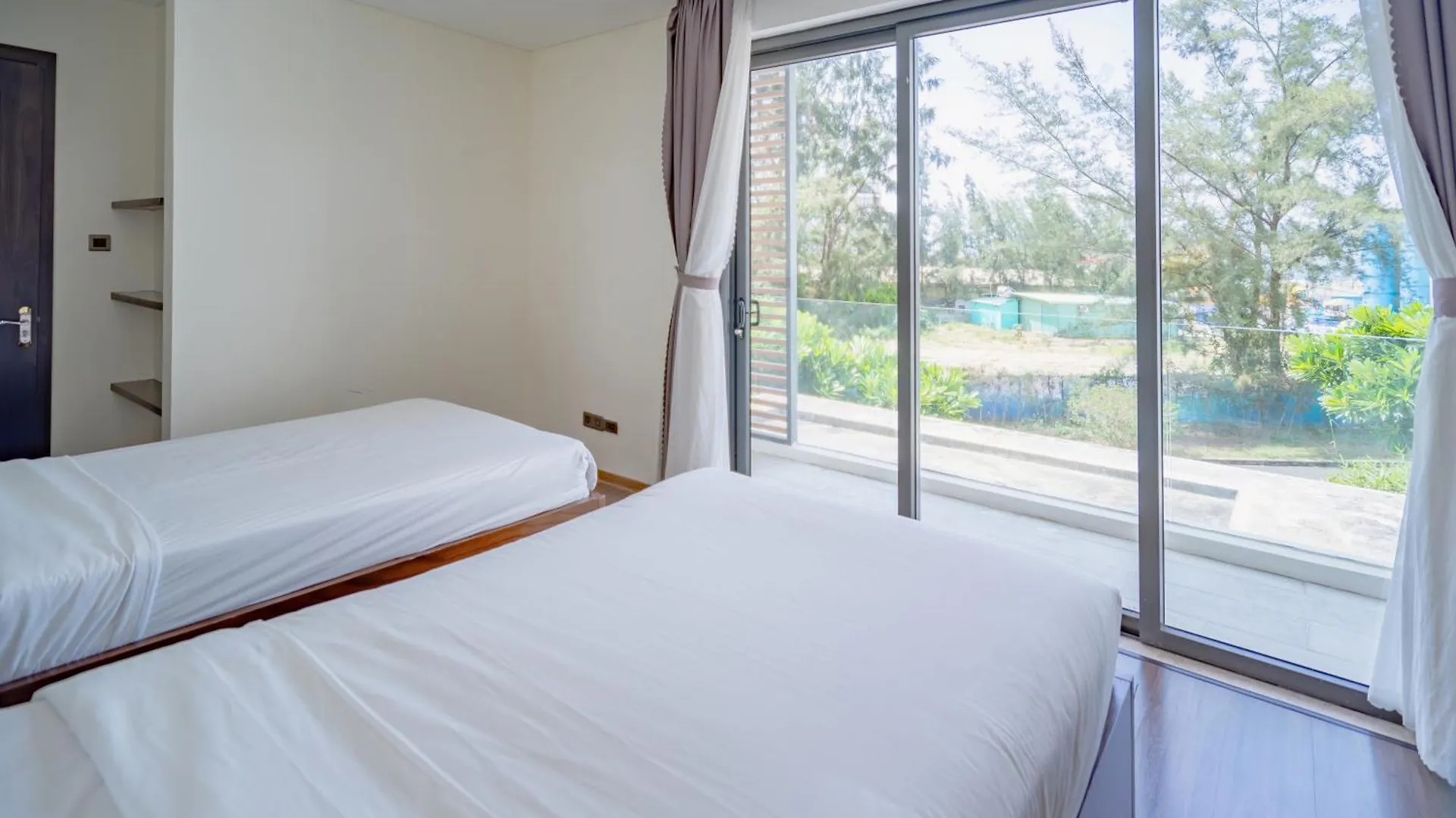 Clean & Quiet Villa - The Point Resort Da Nang